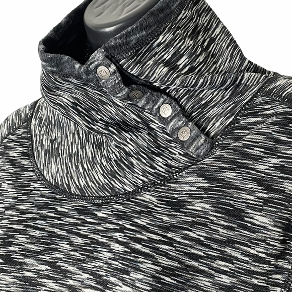 AVALANCHE space dye performance top | M - Picture 2 of 10